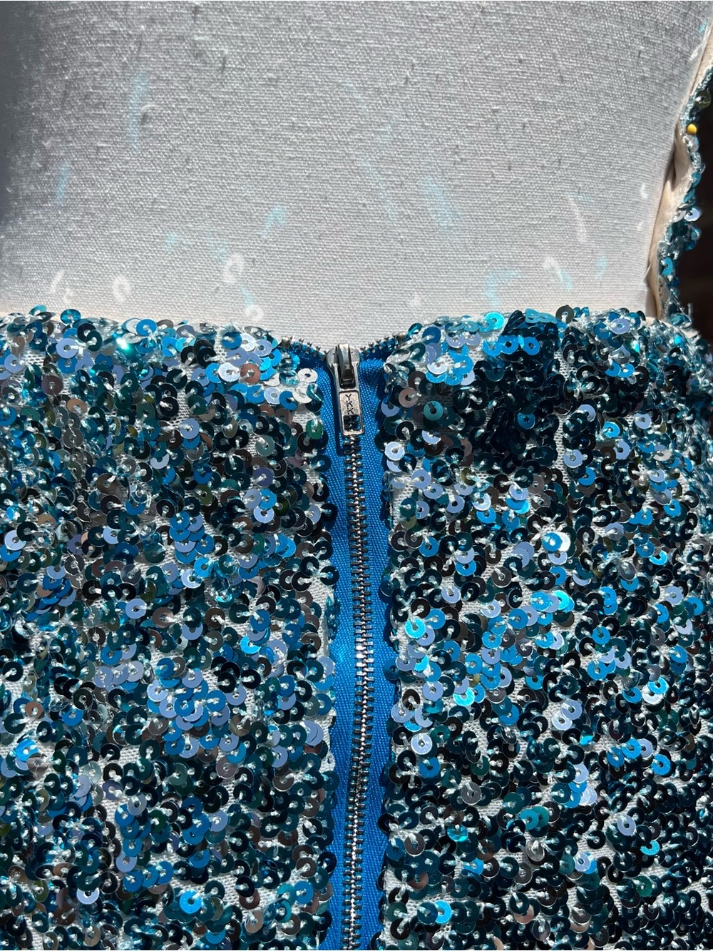 Hello Molly Shine Bright Sequin Mini Dress Sz 4 Silver Blue Bodycon HOCO Holiday - Picture 10 of 14